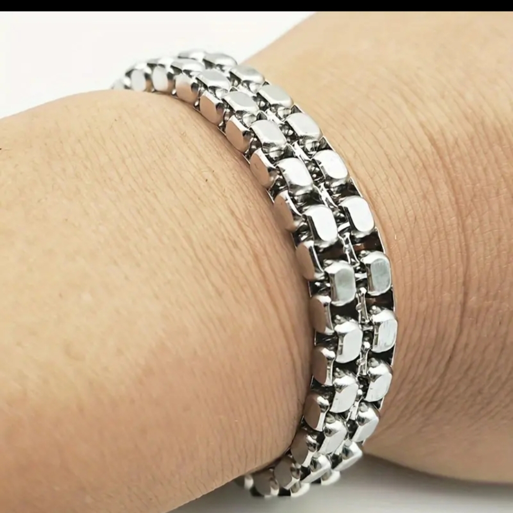 Double Silvertone Rounded Box Chain Link Stainless Steel Bracelet 8.27"
